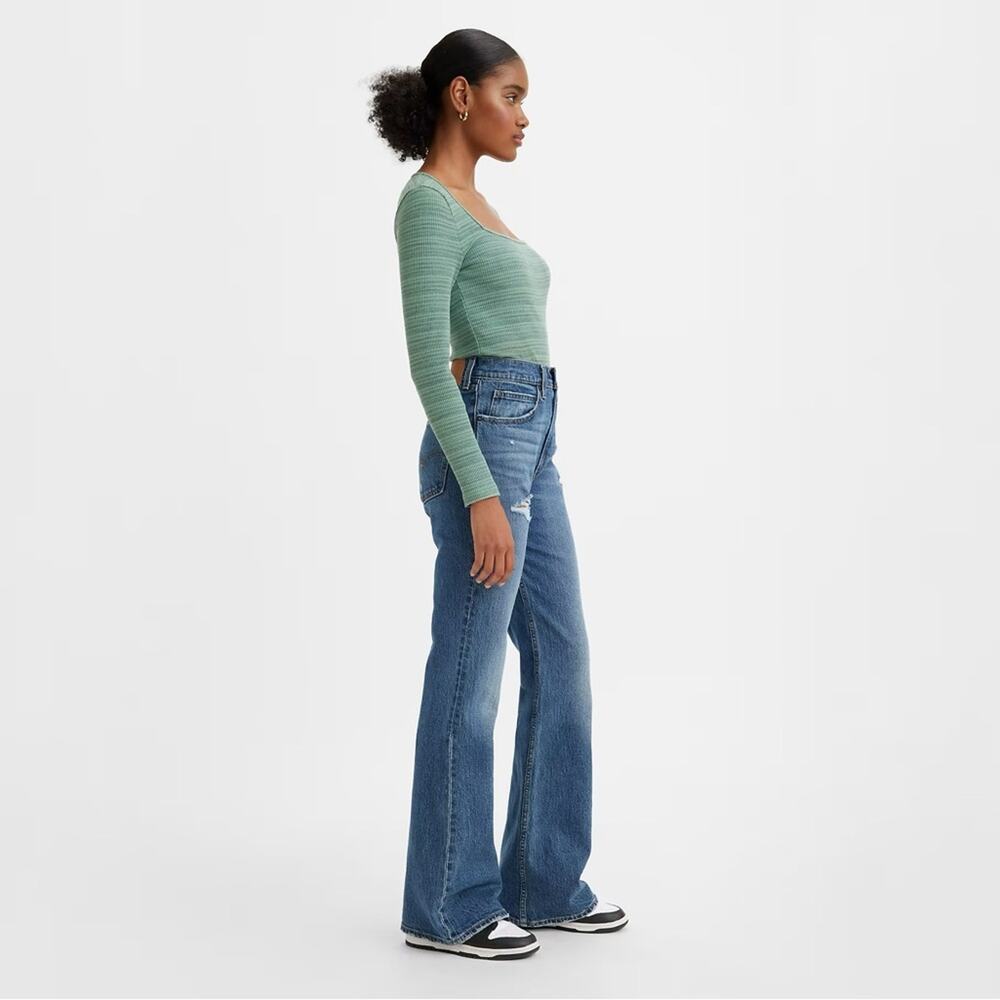 NEW Levi’s 70’s High Rise Flare Premium Jeans Distressed Womens Size W27 L32 - Picture 4 of 9